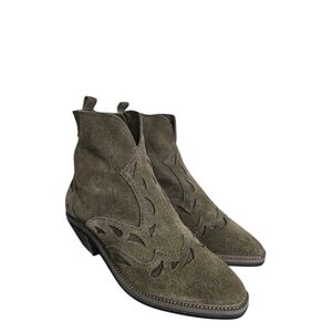 Kelsi Dagger Cliff Olive Suede Pointed Toe Block Heel Western Ankle Bootie 7.5